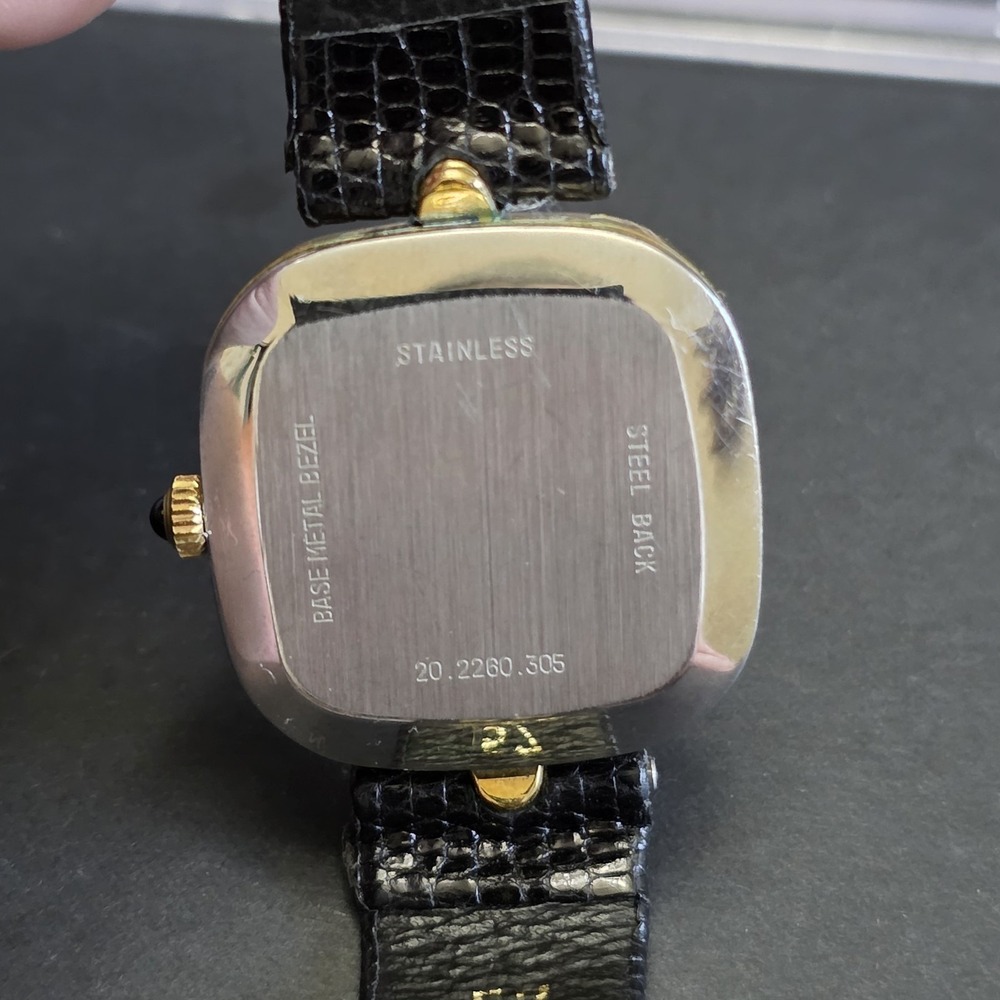 Vintage Movado Swiss Square Gold Watch Genuine Lizard Strap Swiss movement works - Picture 2 of 6